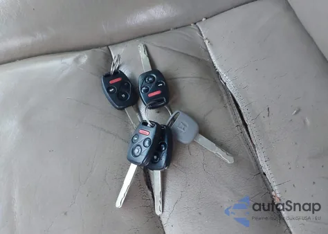 2004 Honda Accord 3.0 Ex from USA, damaged, VIN 1HGCM66524A052593